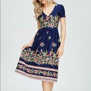 Navy Floral Midi Dress Size Small